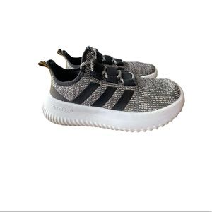 Adidas Cloudfoam kids shoe size 1